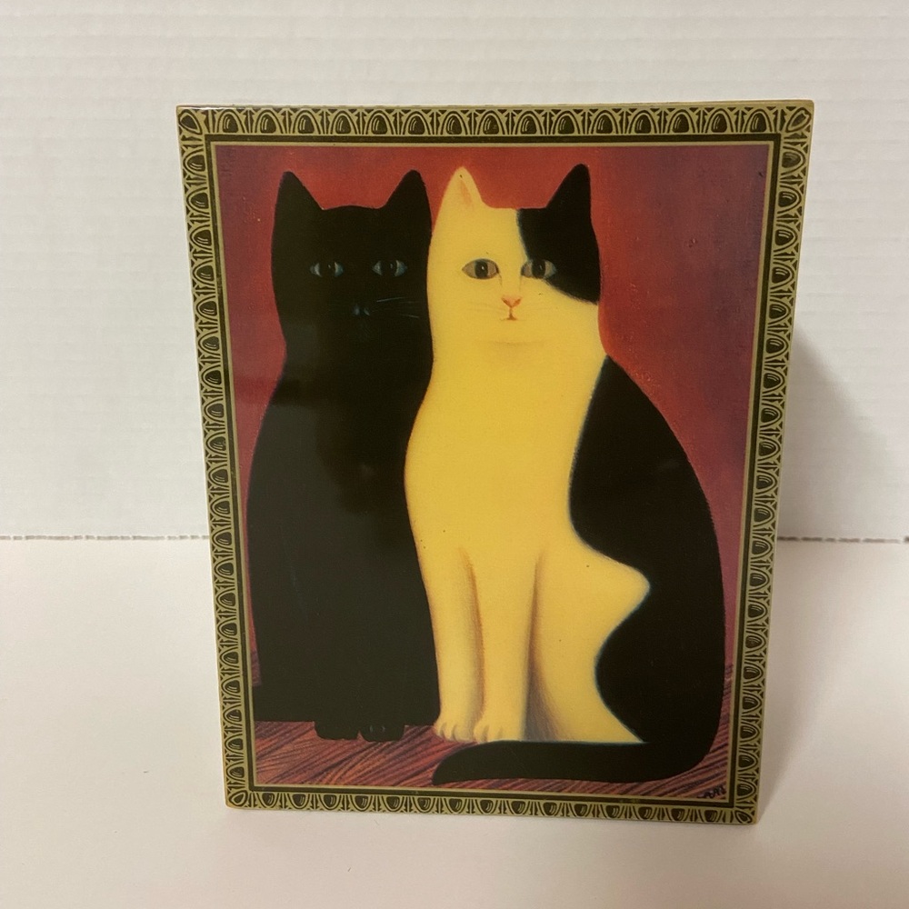 Department 56 Classical Cats Robert & Caroline Music Trinket Lacquered Box Black